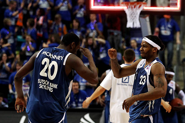 乔治因其速 乔治因其速