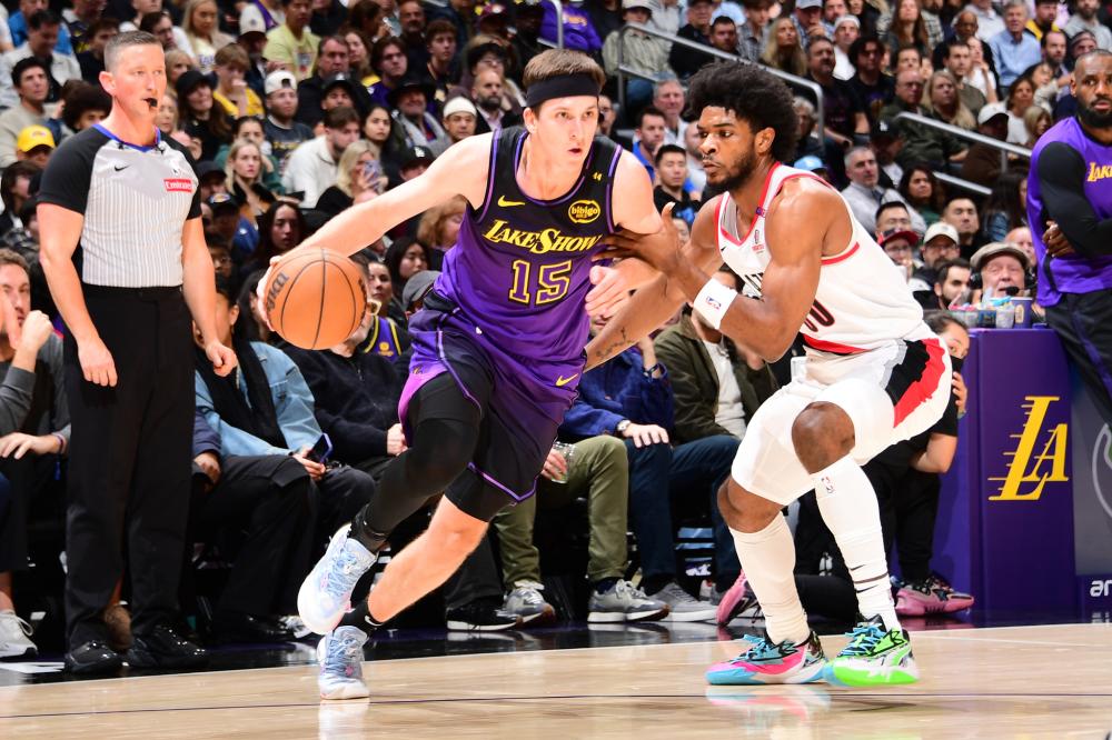 并推动交易 并推动交易